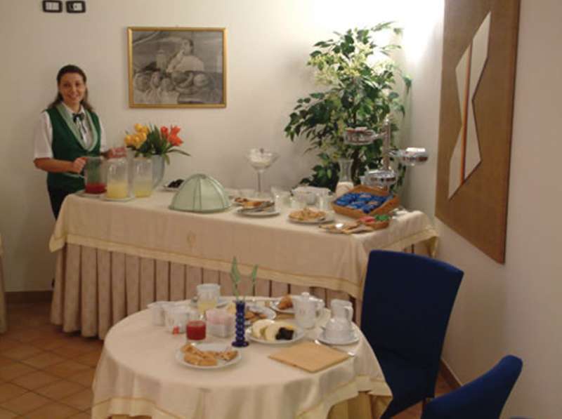 Caravaggio Hotel Napoli Ristorante foto