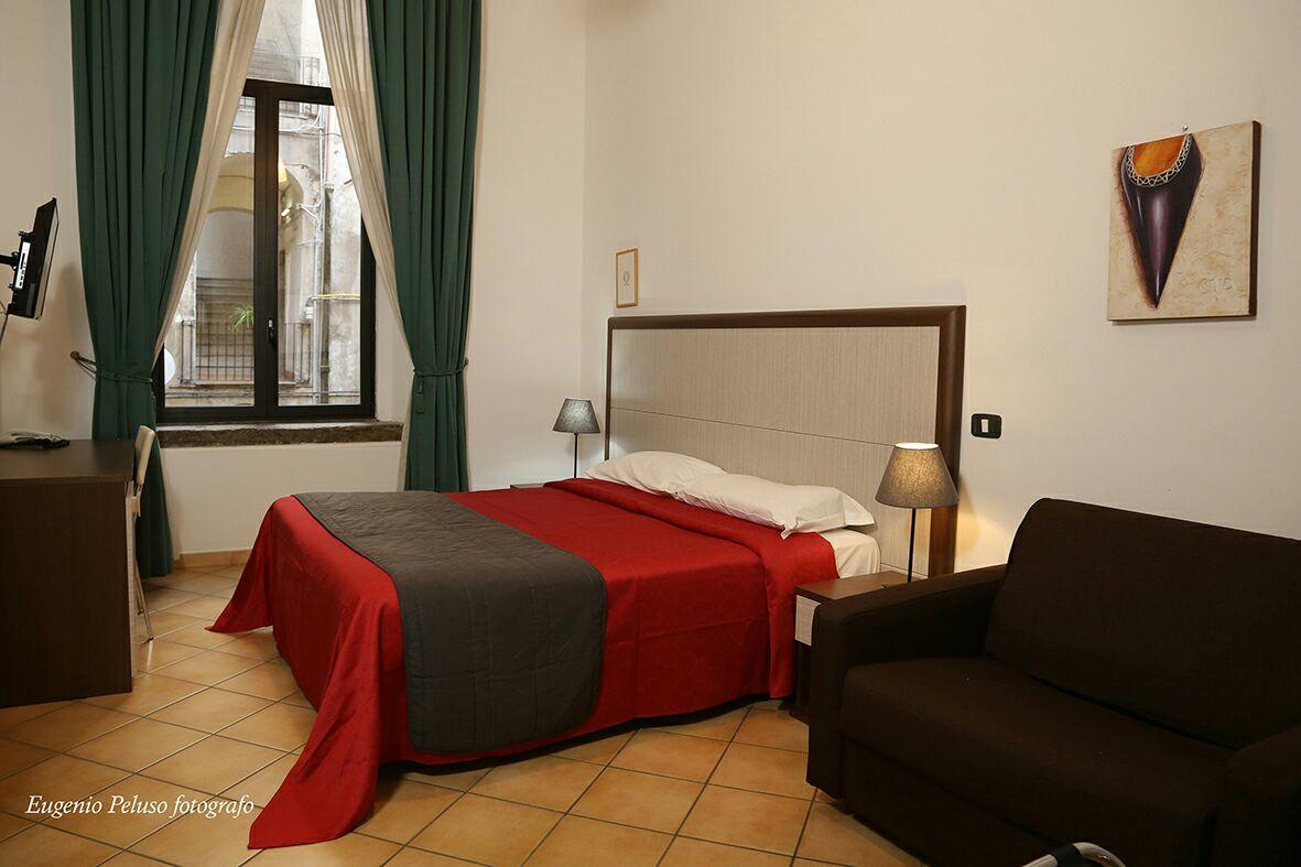 Caravaggio Hotel Napoli Esterno foto