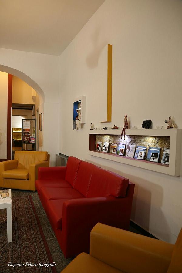 Caravaggio Hotel Napoli Esterno foto