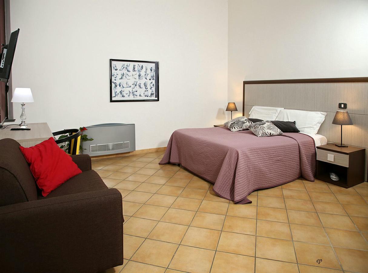 Caravaggio Hotel Napoli Esterno foto