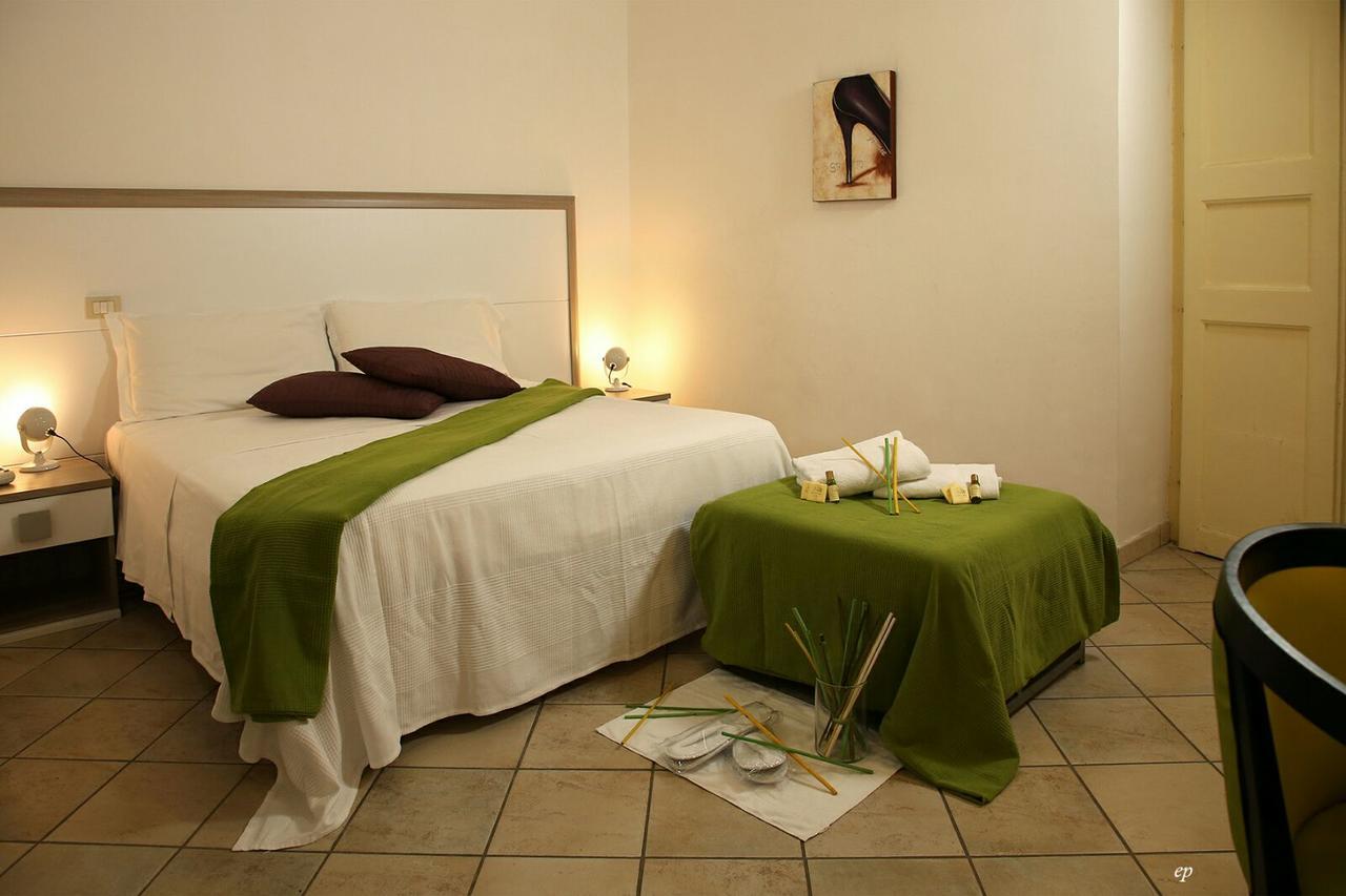 Caravaggio Hotel Napoli Esterno foto